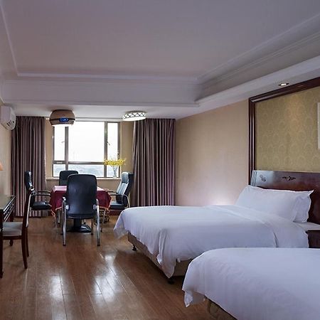 Vienna Hotel Dongguan Chang'an Mid Zhen'an Road Buitenkant foto